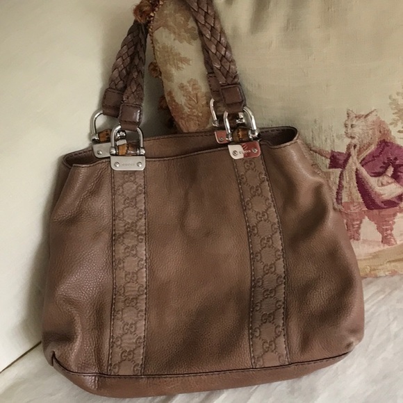 Gucci Handbags - 💥💲⬇️💥Gucci all leather shoulder bag